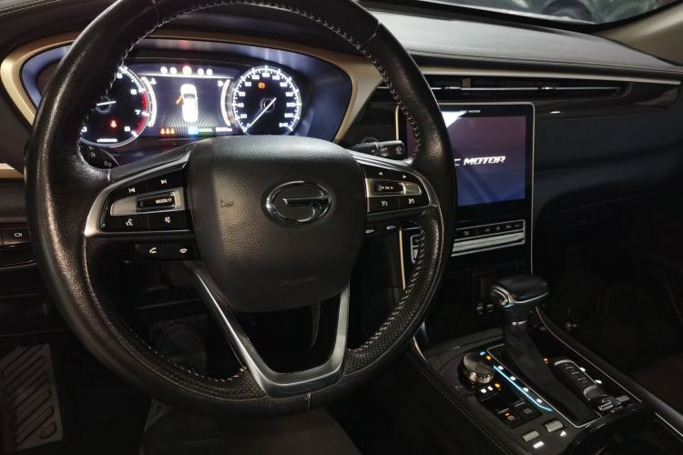 Used GAC Trumpchi GS5 2019 270T Automatic Luxury Edition Center Console