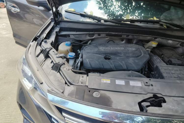 Used GAC Trumpchi GS5 2019 270T Automatic Comfort Edition Engine Bay Right