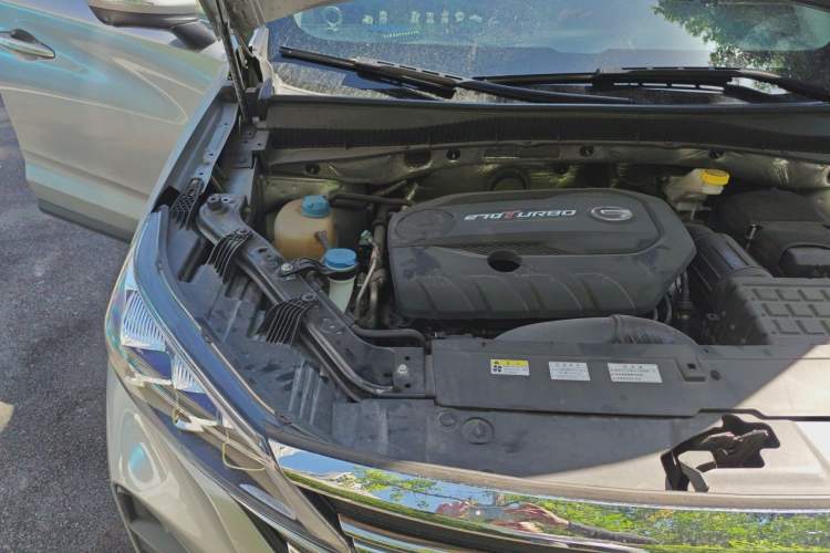 Used GAC Trumpchi GS5 2019 270T Automatic Luxury Edition Engine Bay Right