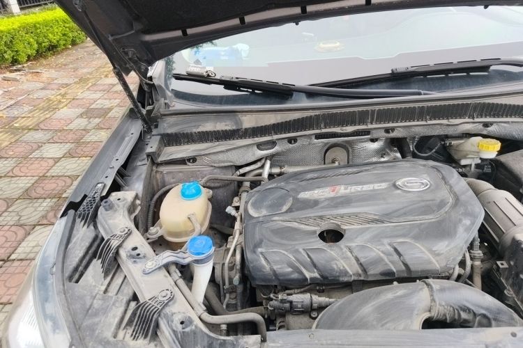 Used GAC Trumpchi GS5 2019 270T Automatic Luxury Edition Engine Bay Right