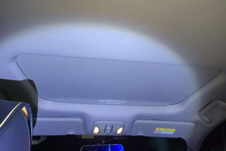 Used GAC Trumpchi GS5 2019 270T Automatic Luxury Edition Headliner