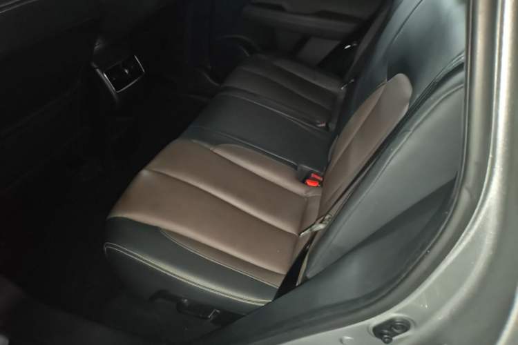 Used GAC Trumpchi GS5 2019 270T Automatic Elite Edition Left Rear Seat