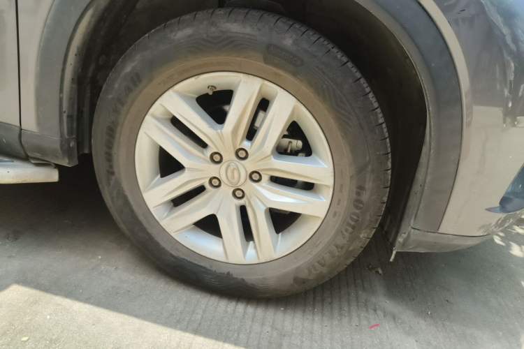 Used GAC Trumpchi GS5 2019 270T Automatic Comfort Edition Right Front Wheel Hub