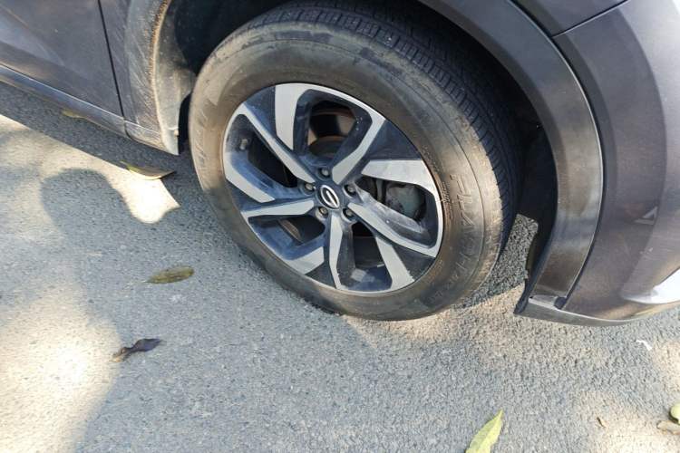 Used GAC Trumpchi GS5 2019 270T Automatic Luxury Edition Right Front Wheel Hub