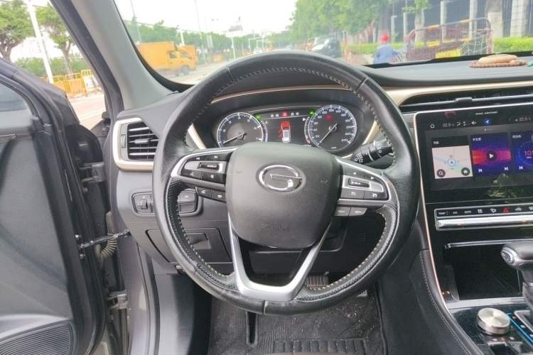 Used GAC Trumpchi GS5 2019 270T Automatic Luxury Edition Steering Wheel