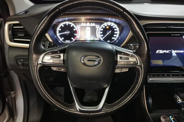 Used GAC Trumpchi GS5 2019 270T Automatic Luxury Edition Steering Wheel