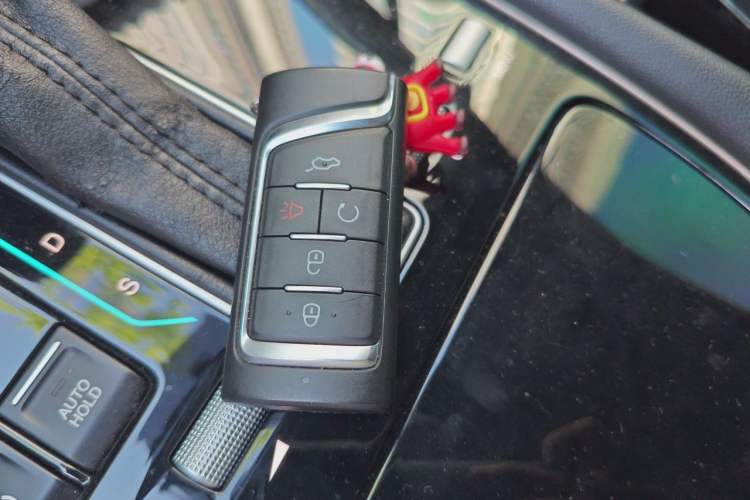 Used GAC Trumpchi GS5 2019 270T Automatic Luxury Edition Vehicle Key