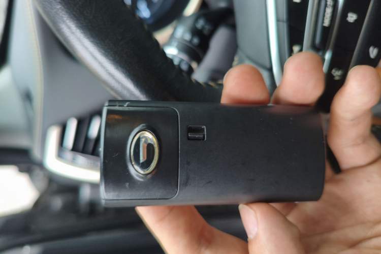 Used GAC Trumpchi GS5 2019 270T Automatic Luxury Edition Vehicle Key