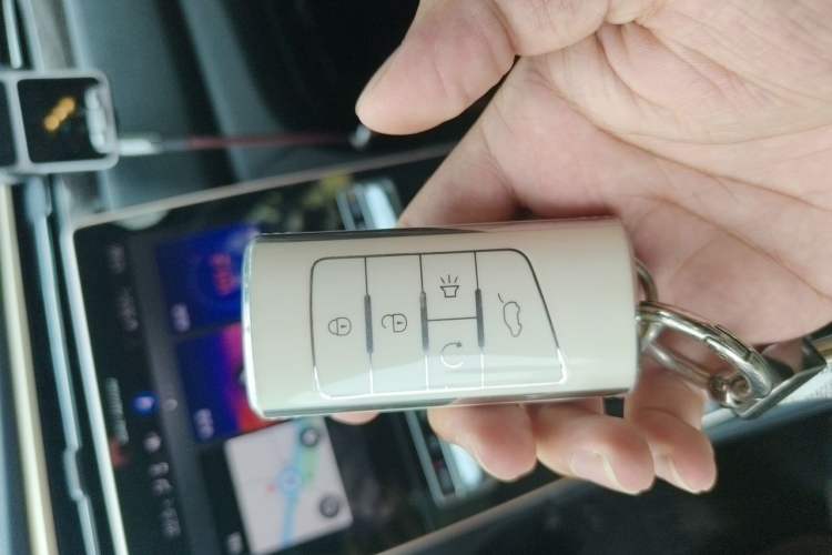 Used GAC Trumpchi GS5 2019 270T Automatic Luxury Edition Vehicle Key