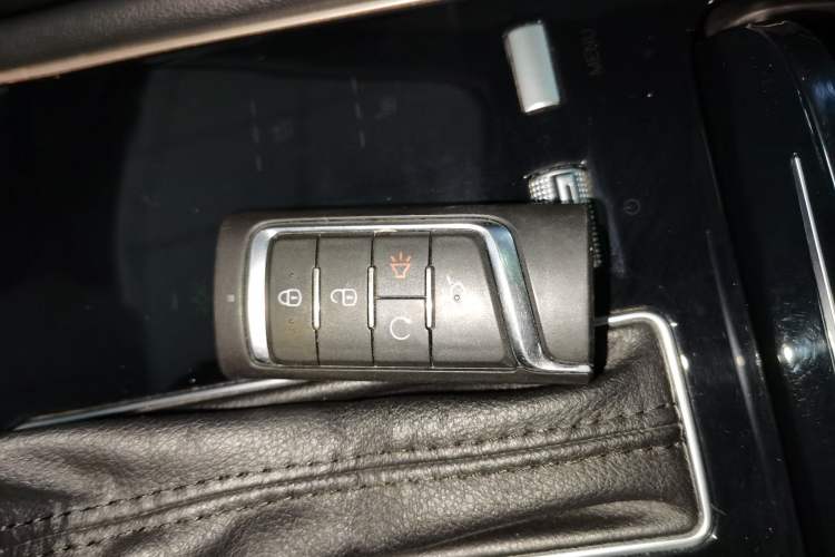 Used GAC Trumpchi GS5 2019 270T Automatic Luxury Edition Vehicle Key