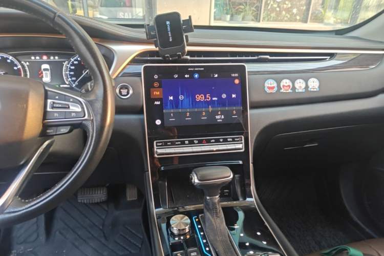 Used GAC Trumpchi GS5 2019 270T Automatic Luxury Edition Audio And AC Panel