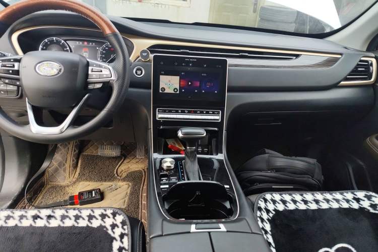 Used GAC Trumpchi GS5 2019 270T Automatic Luxury Edition Audio And AC Panel