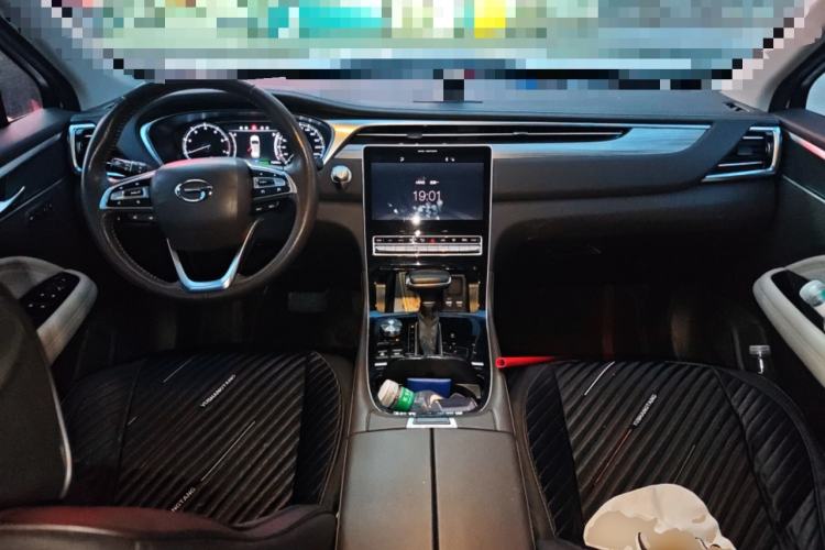 Used GAC Trumpchi GS5 2019 270T Automatic Luxury Edition Center Console
