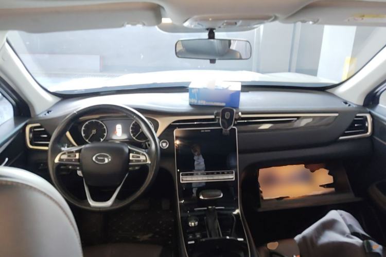 Used GAC Trumpchi GS5 2019 235T Automatic Luxury Edition Center Console