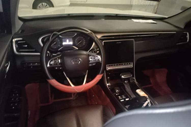 Used GAC Trumpchi GS5 2019 270T Automatic Elite Edition Center Console