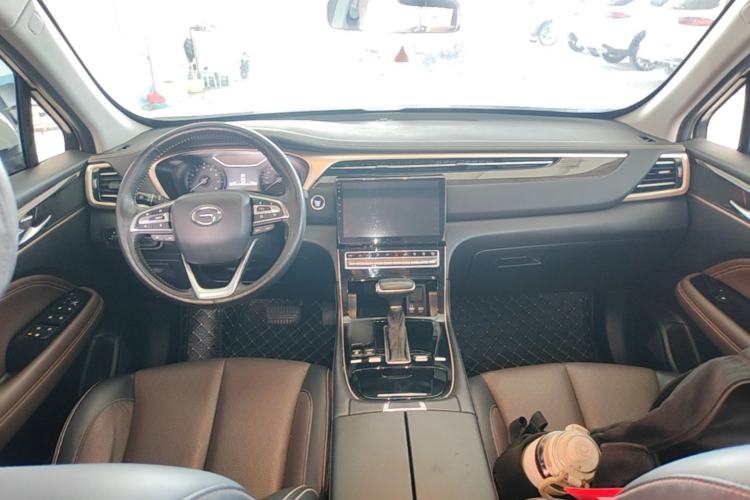 Used GAC Trumpchi GS5 2019 235T Automatic Elite Edition Center Console