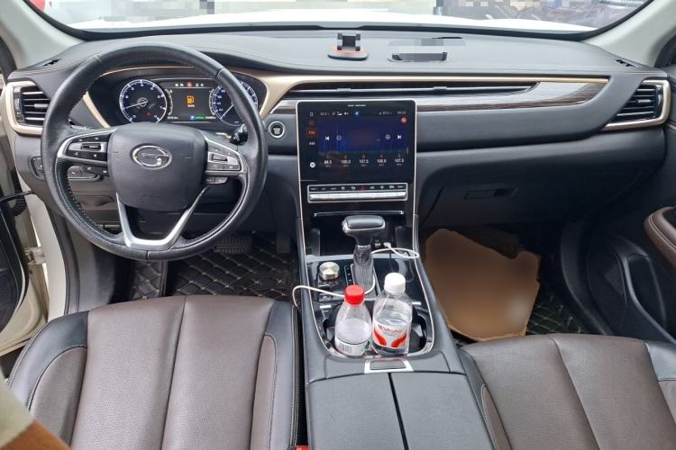Used GAC Trumpchi GS5 2019 270T Automatic Luxury Edition Center Console