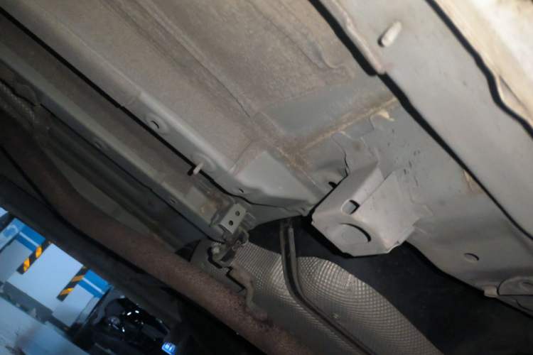 Used GAC Trumpchi GS5 2019 235T Automatic Elite Edition Chassis Rear Left