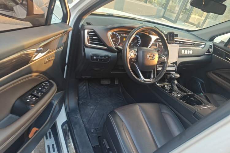 Used GAC Trumpchi GS5 2019 270T Automatic Luxury Edition Driver Seat