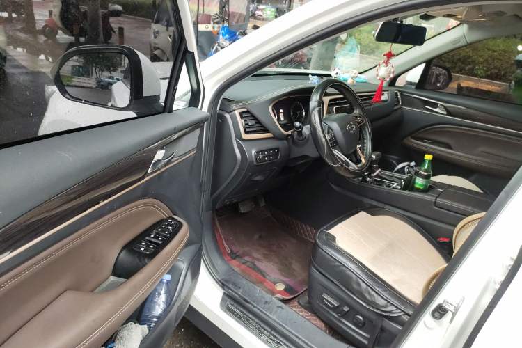 Used GAC Trumpchi GS5 2019 270T Automatic Luxury Edition Driver Seat