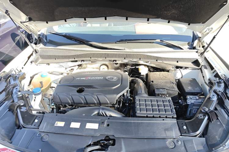 Used GAC Trumpchi GS5 2019 270T Automatic Elite Edition Engine Bay
