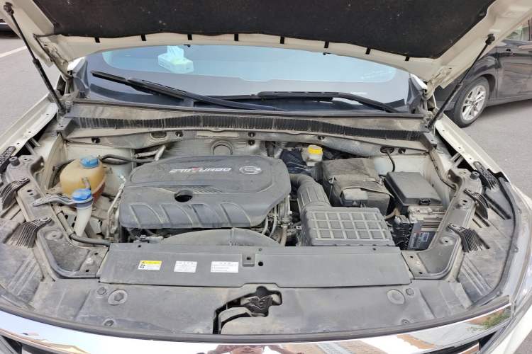 Used GAC Trumpchi GS5 2019 270T Automatic Luxury Edition Engine Bay