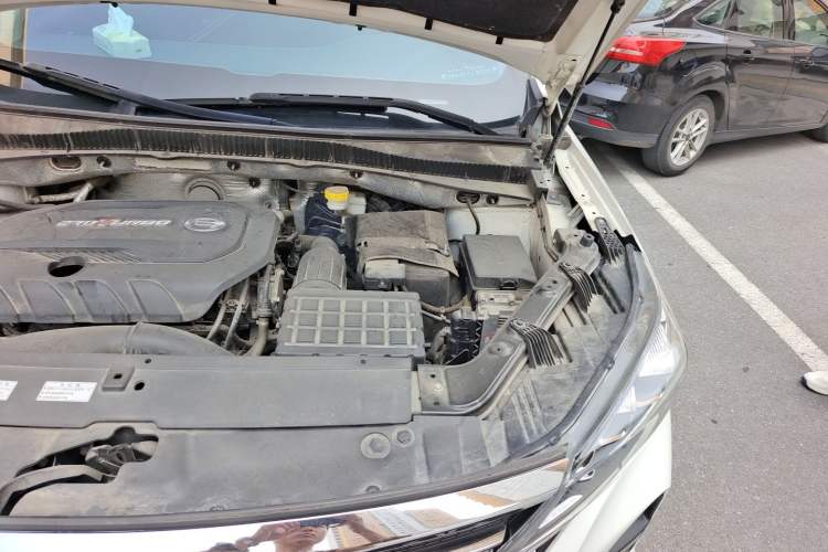 Used GAC Trumpchi GS5 2019 270T Automatic Luxury Edition Engine Bay Left