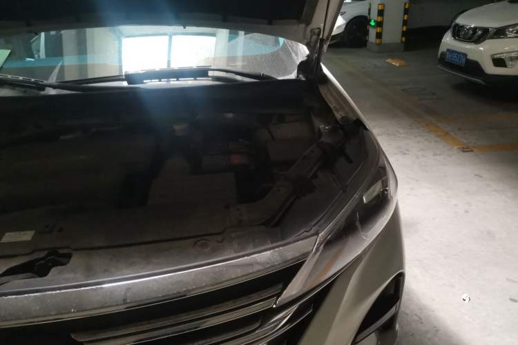 Used GAC Trumpchi GS5 2019 235T Automatic Comfort Edition Engine Bay Left
