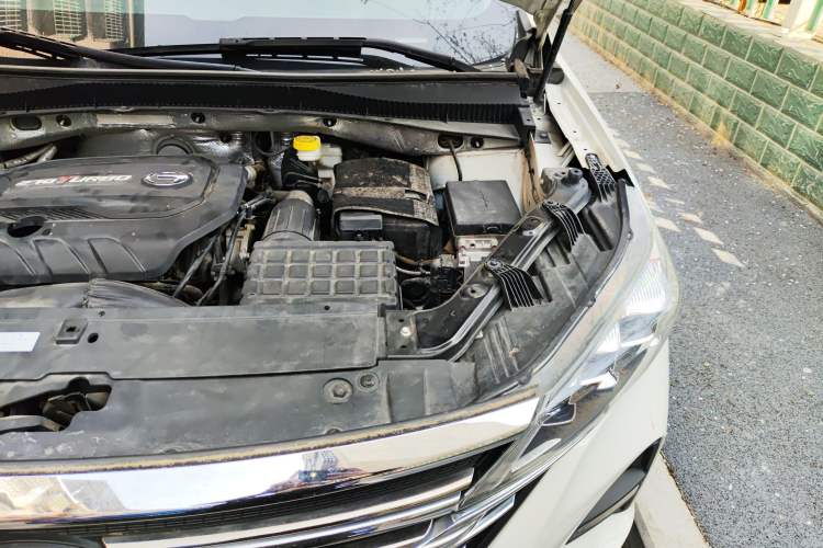 Used GAC Trumpchi GS5 2019 270T Automatic Luxury Edition Engine Bay Left