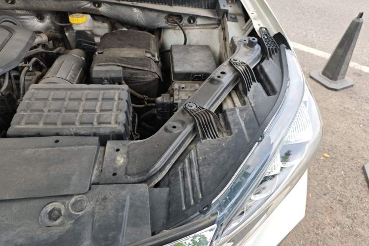 Used GAC Trumpchi GS5 2019 270T Automatic Luxury Edition Engine Bay Left