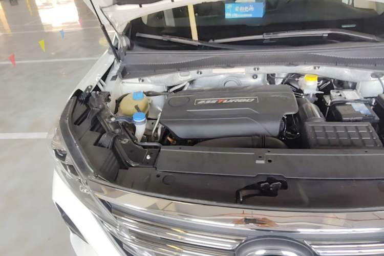Used GAC Trumpchi GS5 2019 235T Automatic Luxury Edition Engine Bay Right