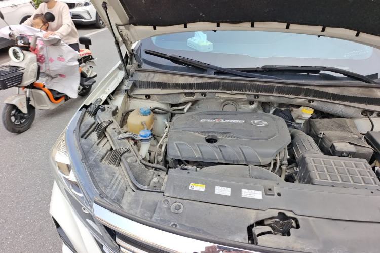 Used GAC Trumpchi GS5 2019 270T Automatic Luxury Edition Engine Bay Right