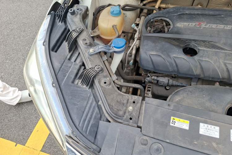 Used GAC Trumpchi GS5 2019 270T Automatic Luxury Edition Engine Bay Right