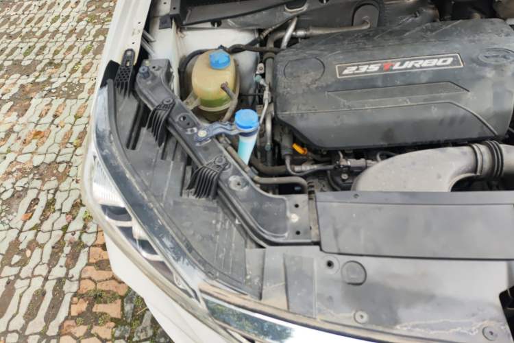 Used GAC Trumpchi GS5 2019 235T Automatic Luxury Edition Engine Bay Right