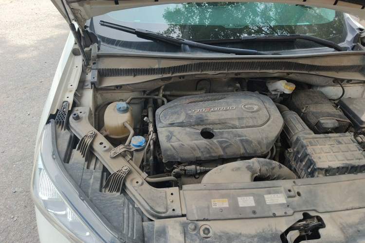 Used GAC Trumpchi GS5 2019 270T Automatic Luxury Edition Engine Bay Right