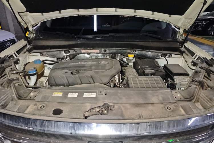 Used GAC Trumpchi GS5 2019 270T Automatic Prestige Edition Engine Bay