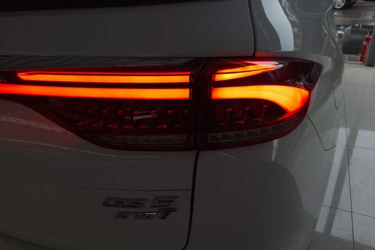 Used GAC Trumpchi GS5 2019 270T Automatic Luxury Edition Exterior 1