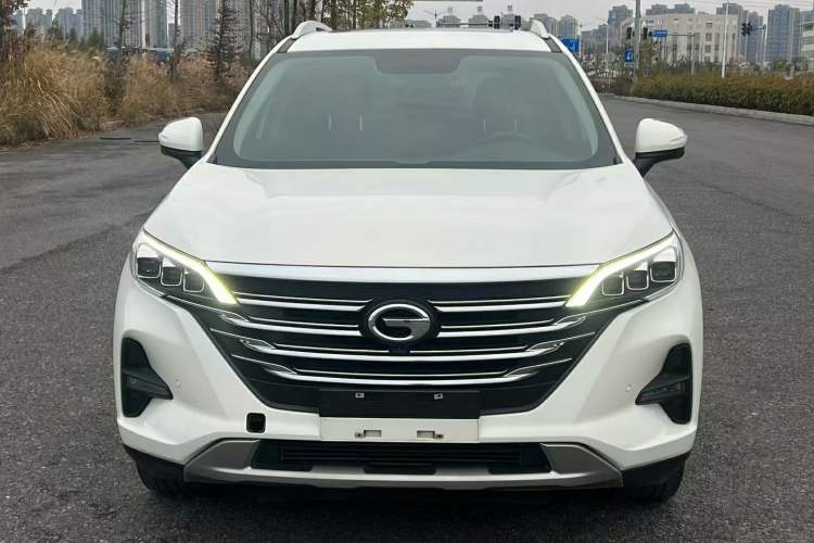 Used GAC Trumpchi GS5 2019 270T Automatic Luxury Edition Exterior 4