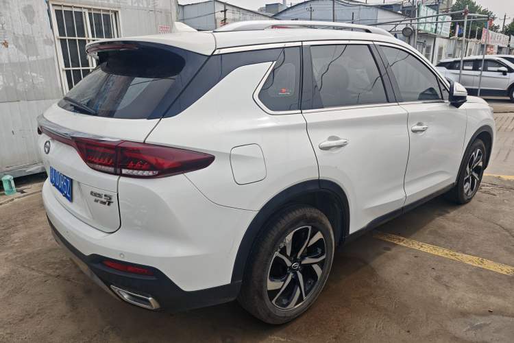 Used GAC Trumpchi GS5 2019 270T Automatic Luxury Edition Exterior 5