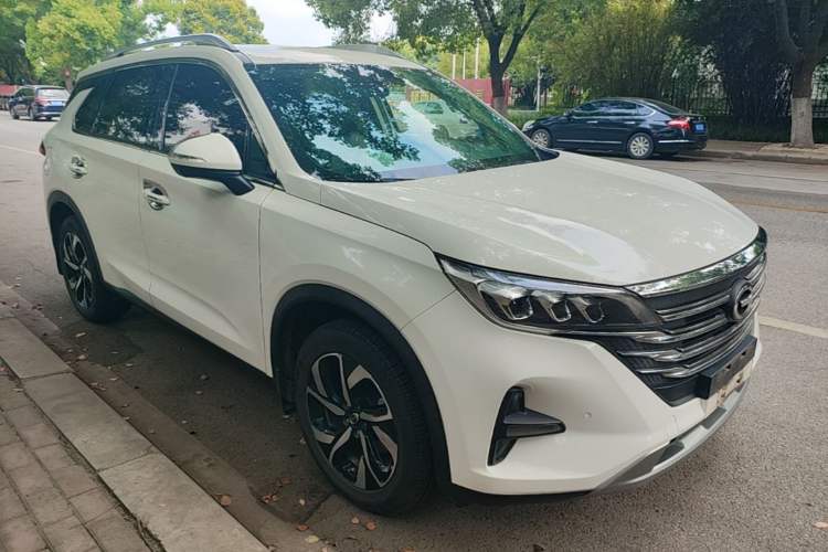 Used GAC Trumpchi GS5 2019 270T Automatic Luxury Edition Front Right 45 Deg