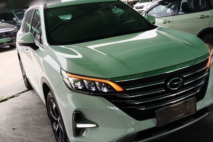 Used GAC Trumpchi GS5 2019 235T Automatic Luxury Edition Front Right 45 Deg