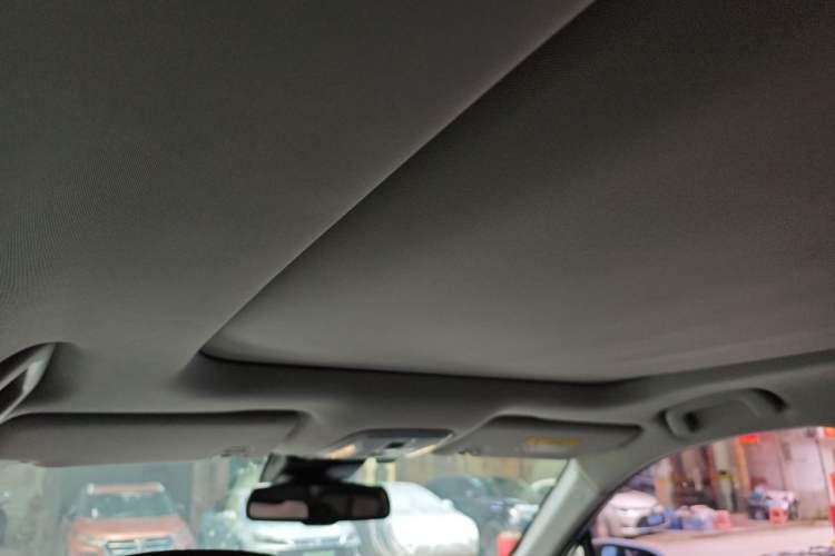 Used GAC Trumpchi GS5 2019 270T Automatic Prestige Edition Headliner