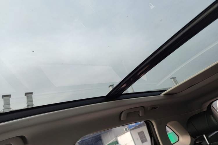 Used GAC Trumpchi GS5 2019 270T Automatic Luxury Edition Headliner