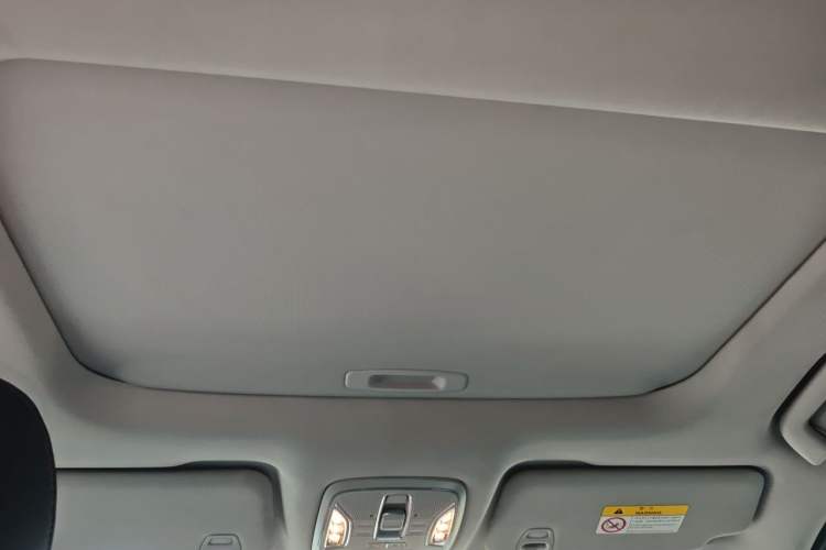 Used GAC Trumpchi GS5 2019 270T Automatic Luxury Edition Headliner