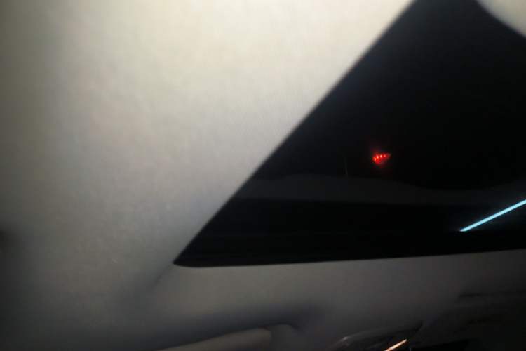 Used GAC Trumpchi GS5 2019 235T Automatic Elite Edition Headliner