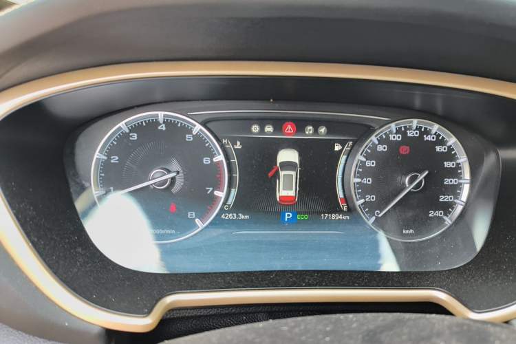 Used GAC Trumpchi GS5 2019 270T Automatic Luxury Edition Instrument Cluster