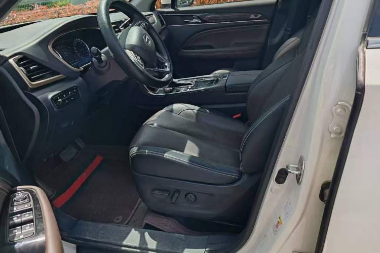 Used GAC Trumpchi GS5 2019 270T Automatic Luxury Edition Interior 1