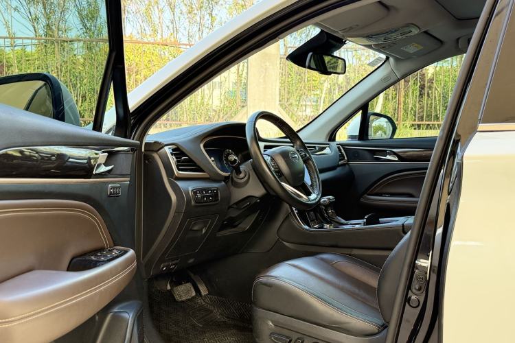 Used GAC Trumpchi GS5 2019 270T Automatic Luxury Edition Interior 1