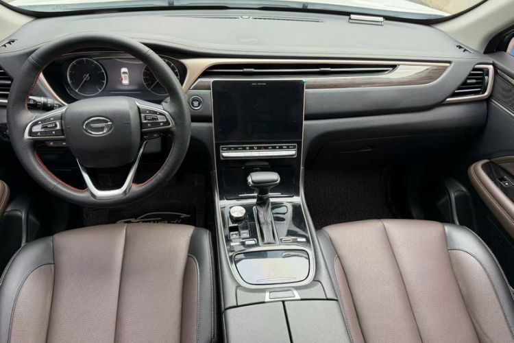 Used GAC Trumpchi GS5 2019 270T Automatic Luxury Edition Interior 1