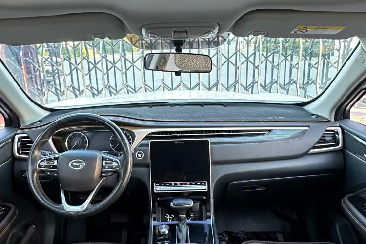 Used GAC Trumpchi GS5 2019 270T Automatic Luxury Edition Interior 1